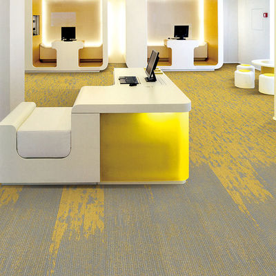 Abstract Pattern 100% Nylon 6 Pvc Backing Carpet Tile for Commercial Spaces в желтом цвете