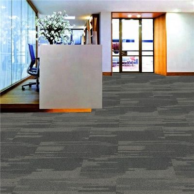 Коммерческая ковровая плитка 100% нейлона 25cmx100cm для дома гостиницы спальня пол декоративное использование