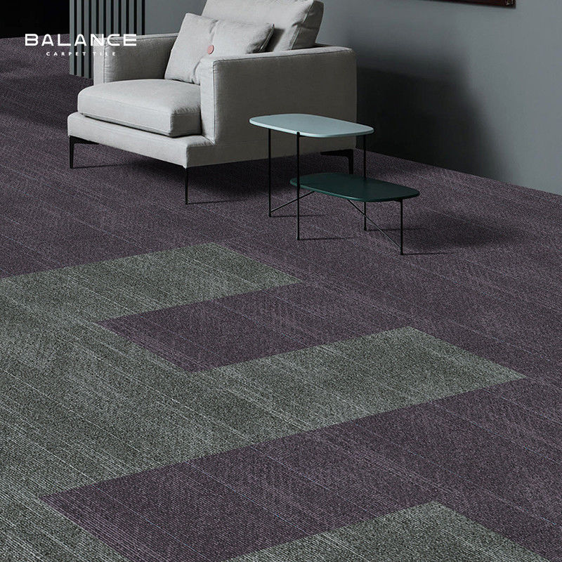 Роскошные ковровые плитки для офисов из нейлонового jacquard для квадратного пола 50x50